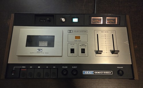 Piastra cassette deck akai - a,